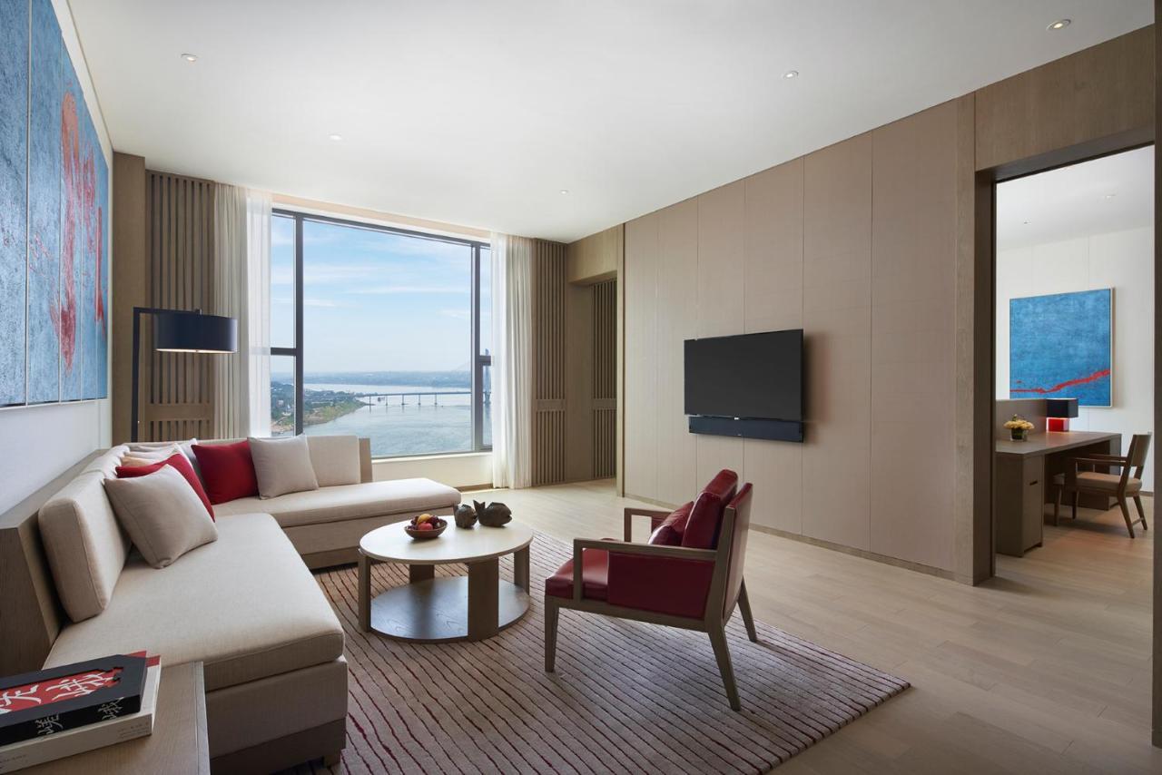 Отель Hyatt Regency Zhuzhou Экстерьер фото