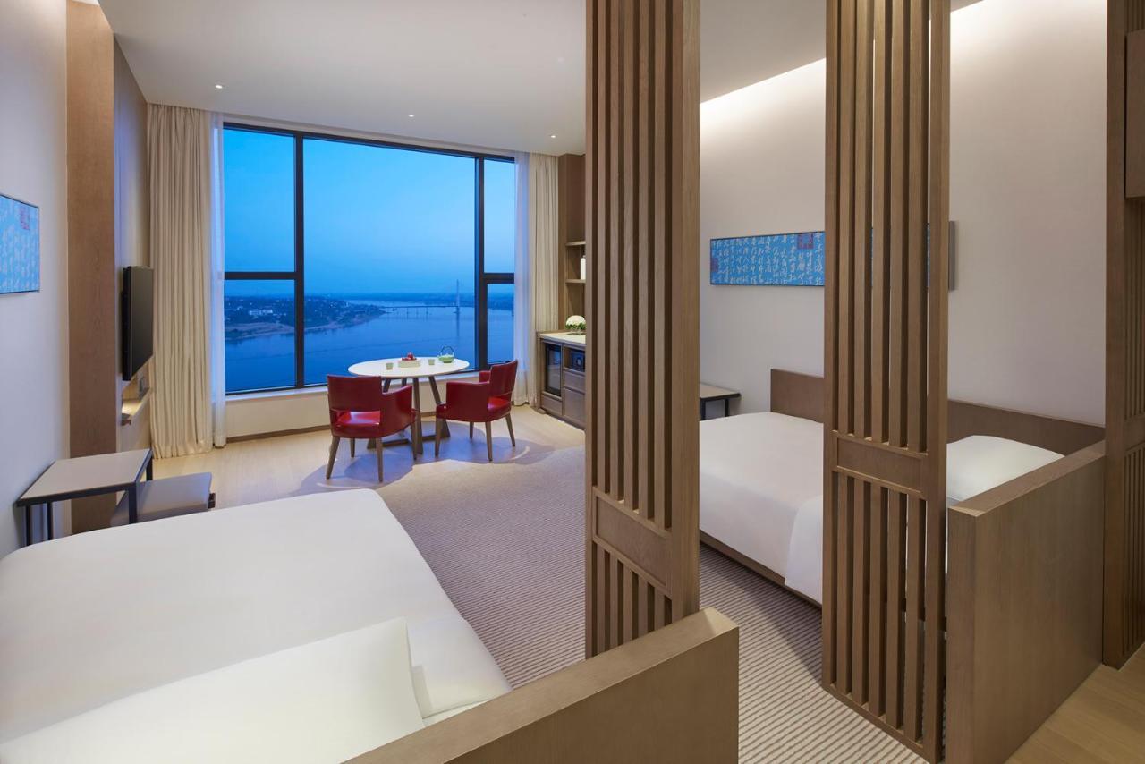 Отель Hyatt Regency Zhuzhou Экстерьер фото