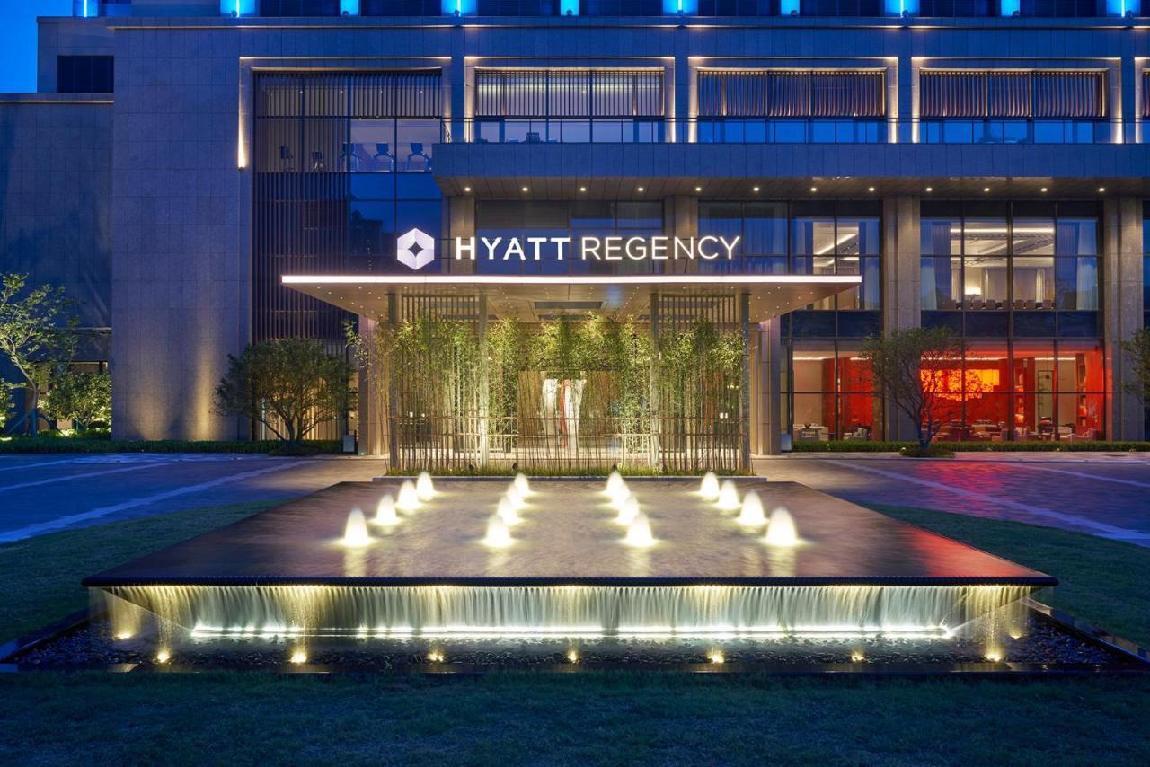 Отель Hyatt Regency Zhuzhou Экстерьер фото
