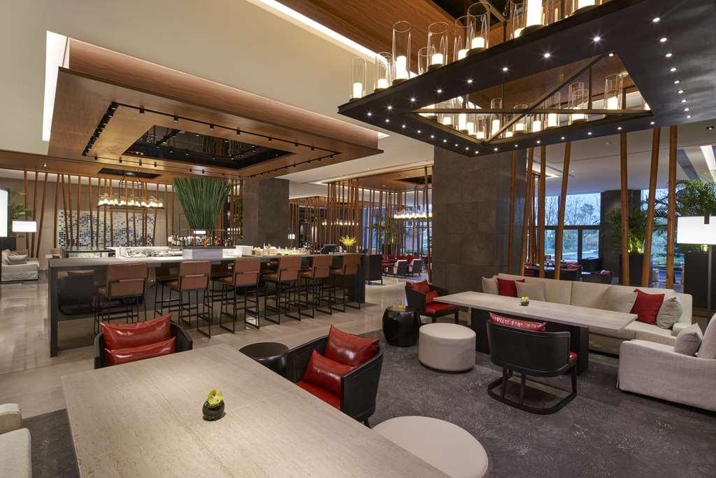 Отель Hyatt Regency Zhuzhou Ресторан фото
